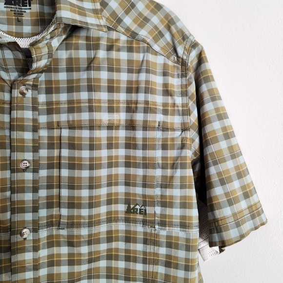 REI top men's size large Sahara tech plaid button down short sleeve UPF 50+ - Picture 7 of 8